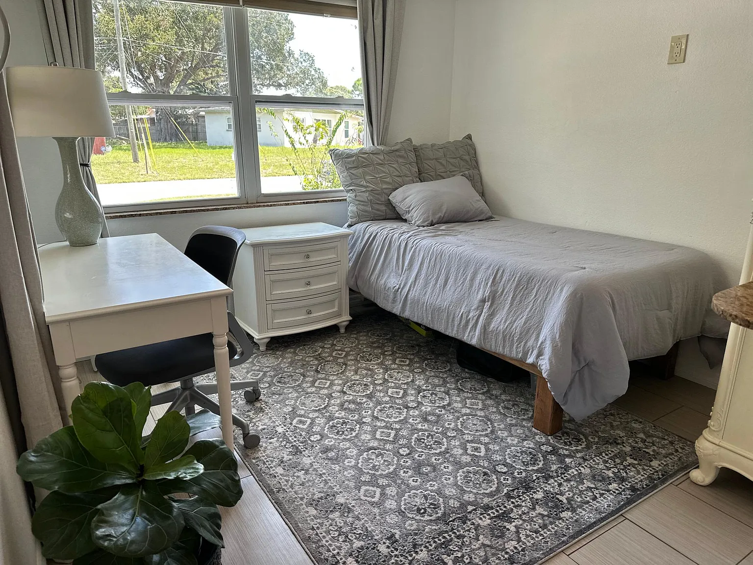 Studio, 400 sqft, $1,550 — Photo 3