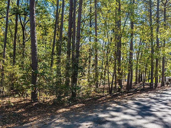 5th image of 740 Northshore Dr Lot 8A