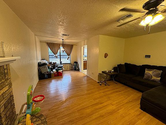 5th image of 2509 Schulze Dr