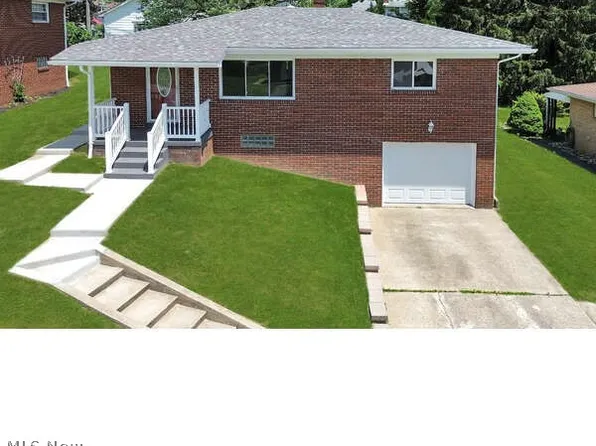 156 Pembroke Rd, Steubenville, OH 43953