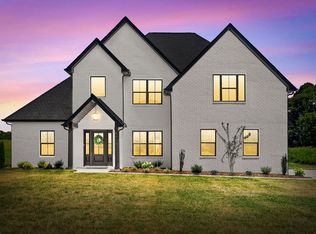 4905 Royal View Way, Clarksville, TN 37040