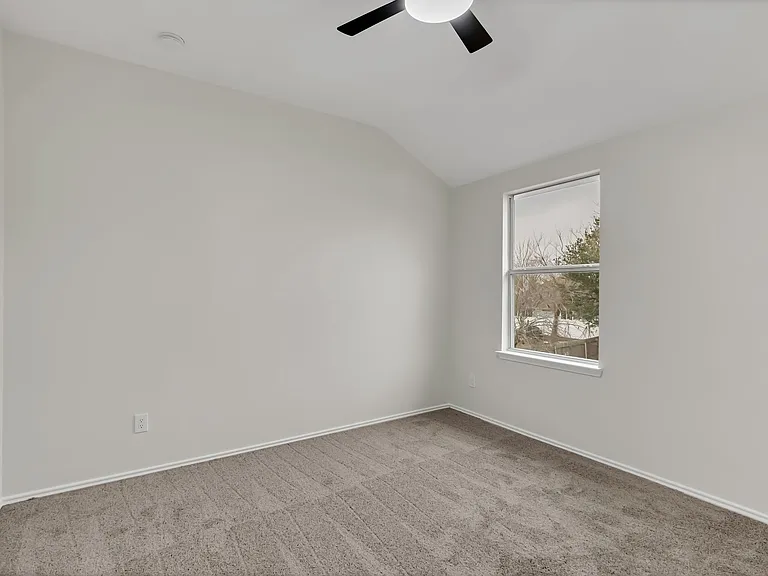 438 Stanley Falls Dr — Photo 32