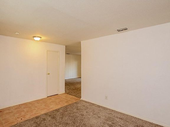 5th image of 5429 La Jolla Dr