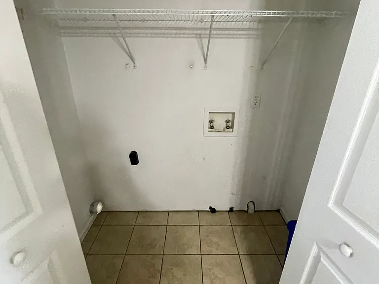 1105 Brian St #A — Photo 9