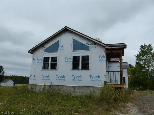 15417 Newcomb Rd, Middlefield, OH 44062