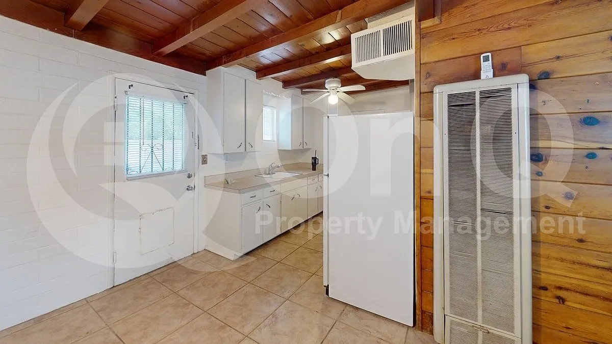 1 bed, 1.0 bath, 425 sqft, $600 — Photo 4