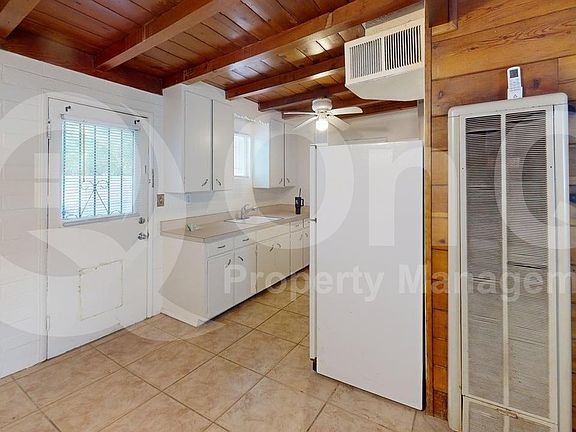 4th image of 3564 E Kleindale Rd APT C