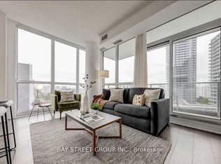 56 Forest Manor Rd #1102, Toronto, ON M2J 0E5