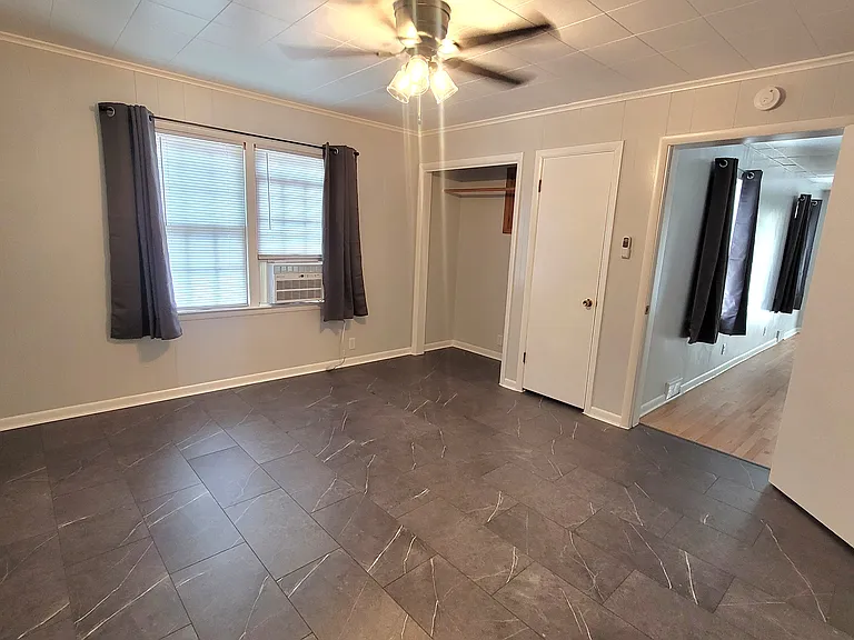 304 N 12th St #2 — Photo 16