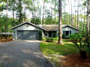 29 Pineland Rd, Hilton Head Island, SC 29926
