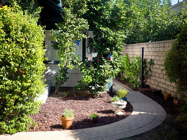 610 Lindaraxa Park — Photo 14