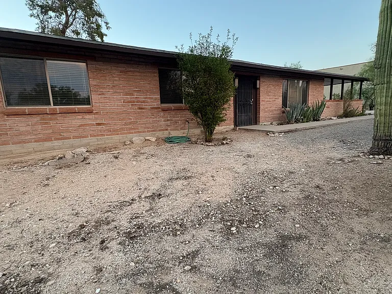 5861 N Calle Kino — Photo 23