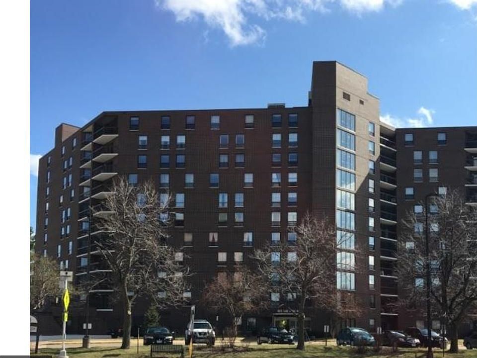 1st image of 6615 Lake Shore Dr #912