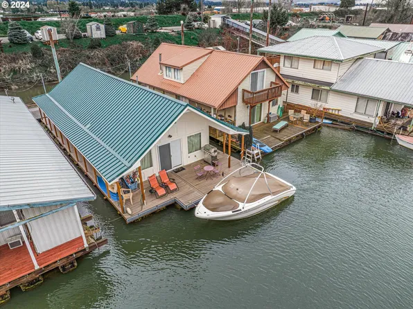 50350 Cowens Rd Slip 7, Scappoose, OR 97056