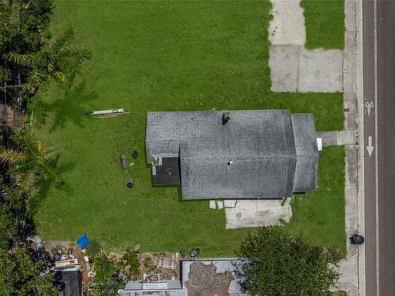 2nd image of 2001 15TH AVENUE S