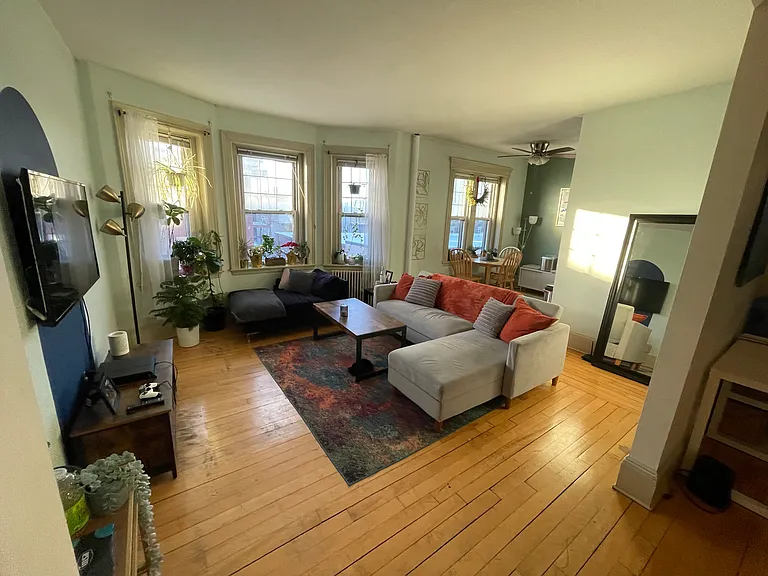 1151 Commonwealth Ave — Photo 14
