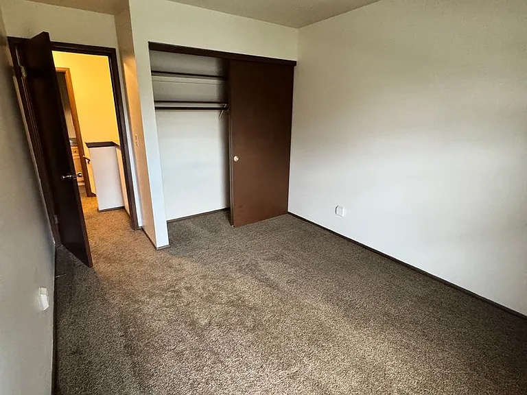 1515 Holiday Dr — Photo 21