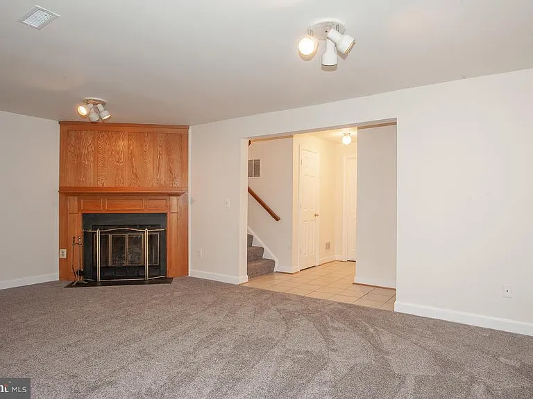 6071 Joust Ln — Photo 20