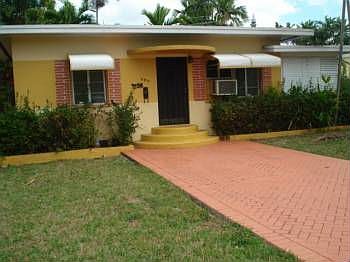 1st image of 289 Minola Dr