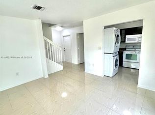 2066 NE 167th St APT 3-107, North Miami Beach, FL 33162