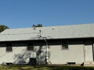 634 Montrose St, Salina, KS 67401