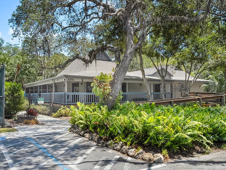 5300 SE Schooner Oaks Way — Photo 36