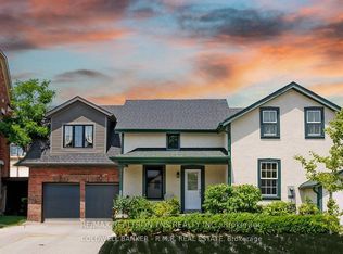32 Love Ct #Basement, Richmond Hill, ON L4B 0G2