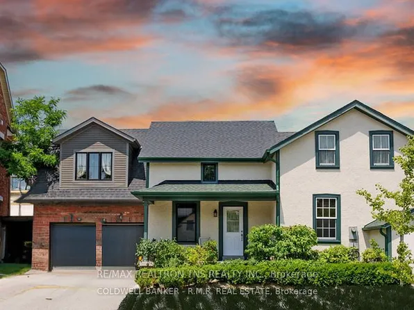32 Love Ct, Richmond Hill, ON
