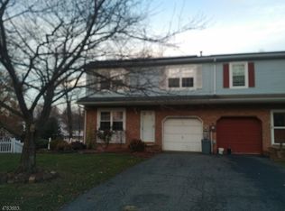 74 Lenape Trl, Washington, NJ 07882