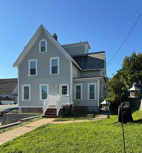 352 Laurel St #1 Photo 1