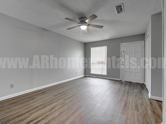 2nd image of 9 E Laramie Dr APT A