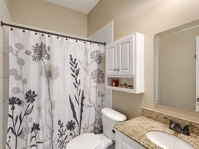 4308 Avenue G — Photo 10