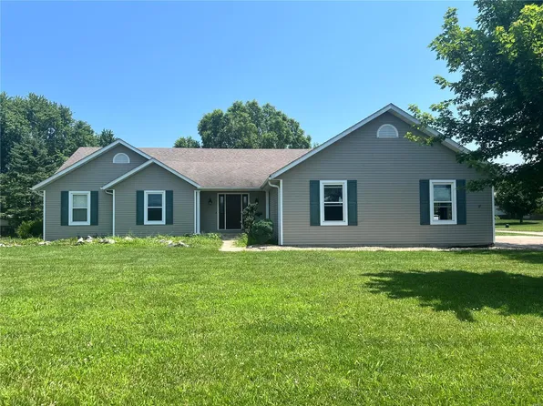 23274 French Ct, Jerseyville, IL 62052