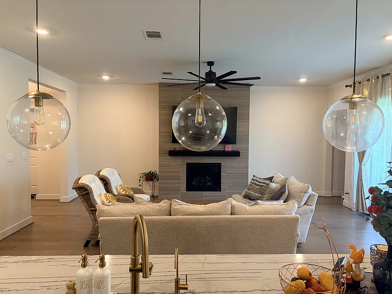 Great Room / Living Room 2