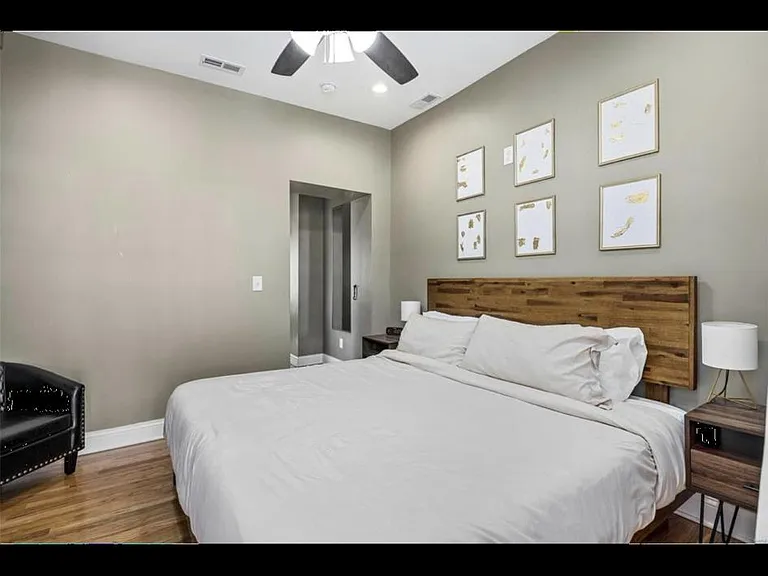 4335 Swan Ave — Photo 6
