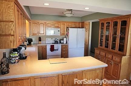 4th image of 1319 Norwood Ln