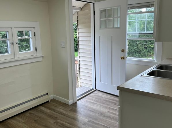 522 W Madison St APT 3