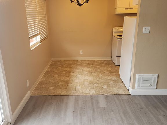 5th image of 21 Thomas Ave #4