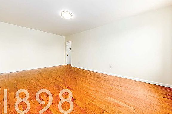 2nd image of 41-45 52nd St #6E