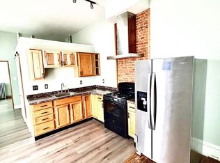 205 E King St APT 1, Lancaster, PA