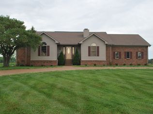 4969 E Robertson Rd, Cross Plains, TN 37049