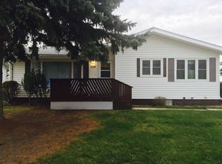 254 5th St NW, Tioga, ND 58852