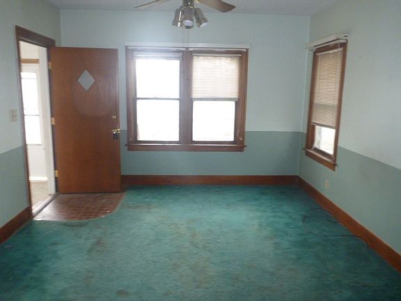 5th image of 2928 Ave A