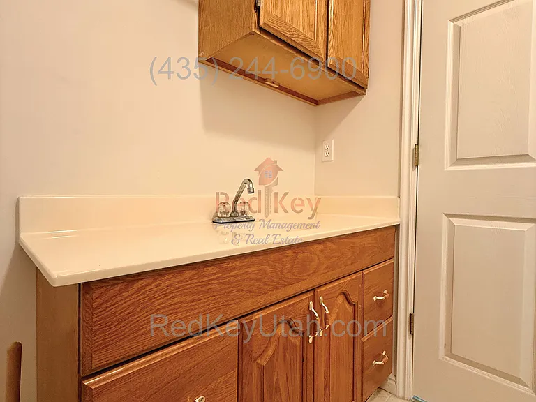 1602 Breeze Dr, Lake Point, UT_05042026