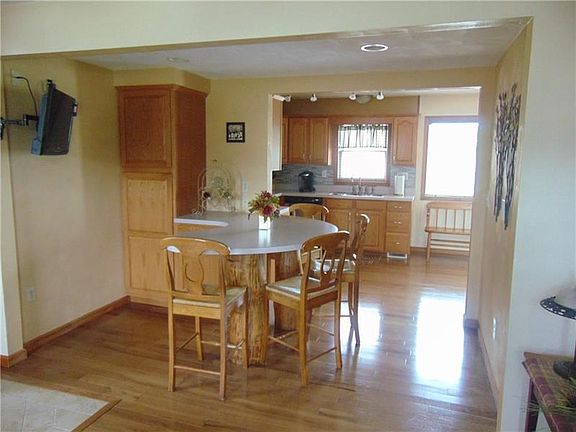 4th image of 1307 Heritage Dr