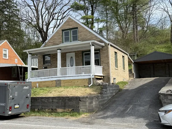 926 W Water St, Bellefonte, PA 16823