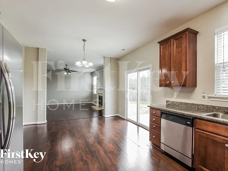 14708 Asheton Creek Dr — Photo 6