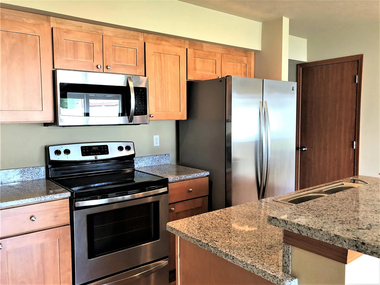 2719 N Fox Road — Photo 3