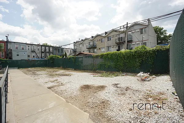 Rented by Rennit Inc. | media 46