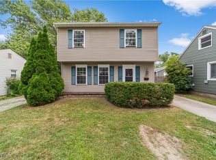 671 Cherokee Trl, Willoughby, OH 44094